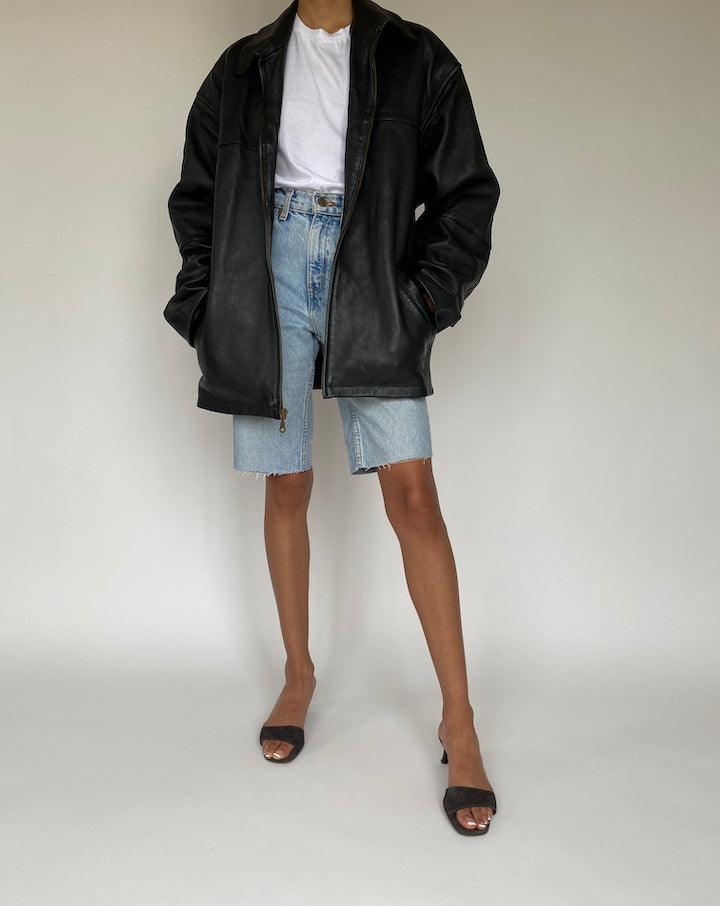 VINTAGE OVERSIZED BLACK LEATHER JACKET 826-5