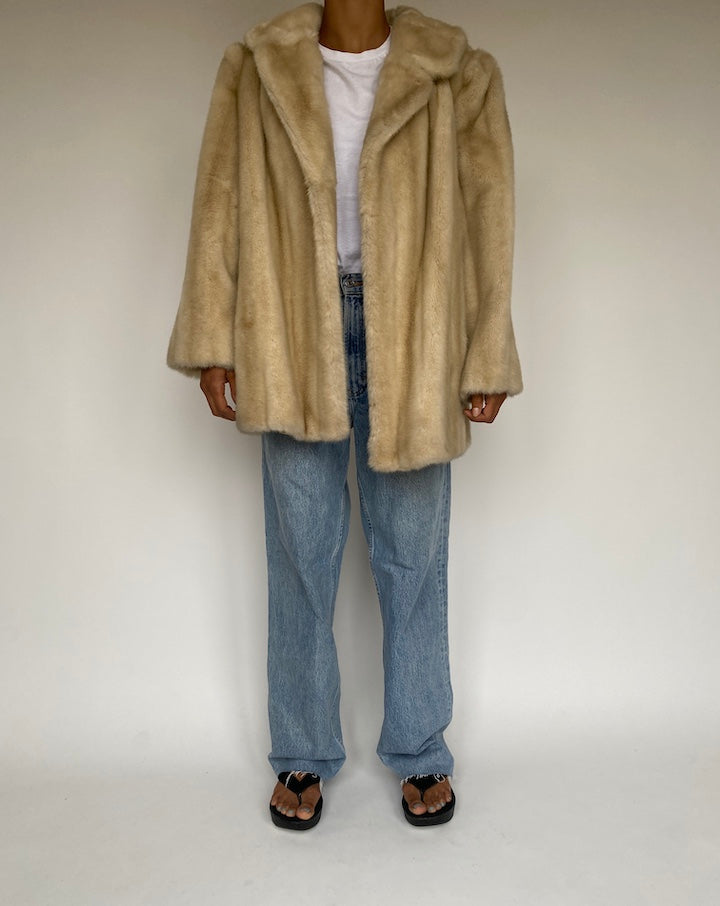 VINTAGE OVERSIZED LIGHT BEIGE FAUX FUR JACKET 1230
