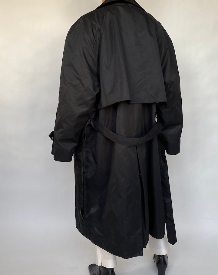 VINTAGE OVERSIZED TRENCH COAT 2