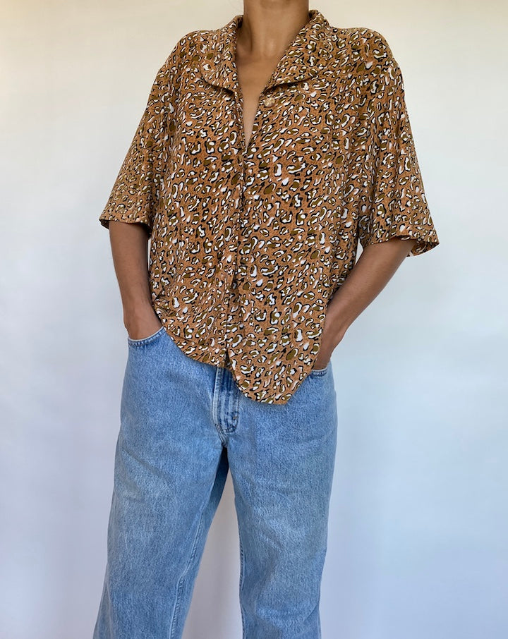 VINTAGE SHORT SLEEVE ANIMAL PRINTED TOP 692