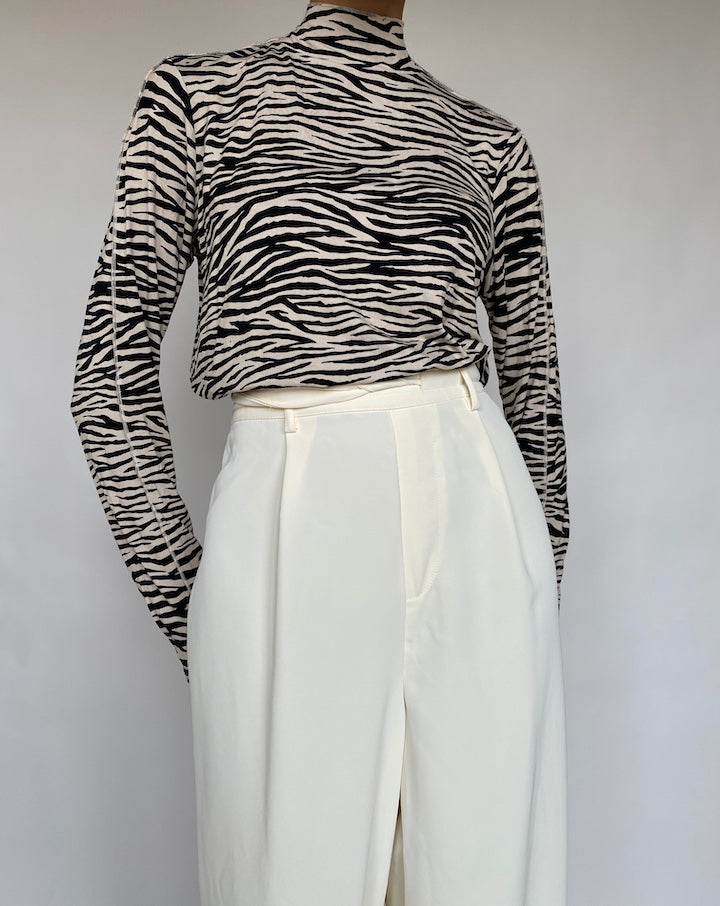 VINTAGE TIGHT ANIMAL PRINTED TURTLENECK TOP 652-3