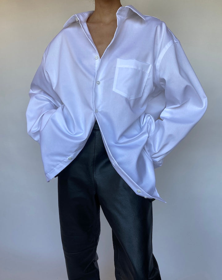 VINTAGE WHITE BUTTON DOWN SHIRT 556