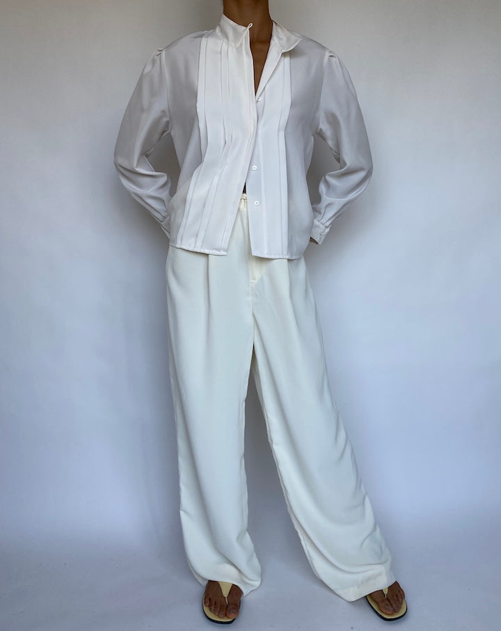 VINTAGE WHITE PLEATED BLOUSE 320