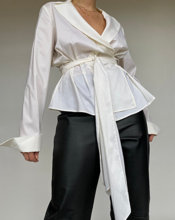 VINTAGE WHITE TIE BLOUSE 468