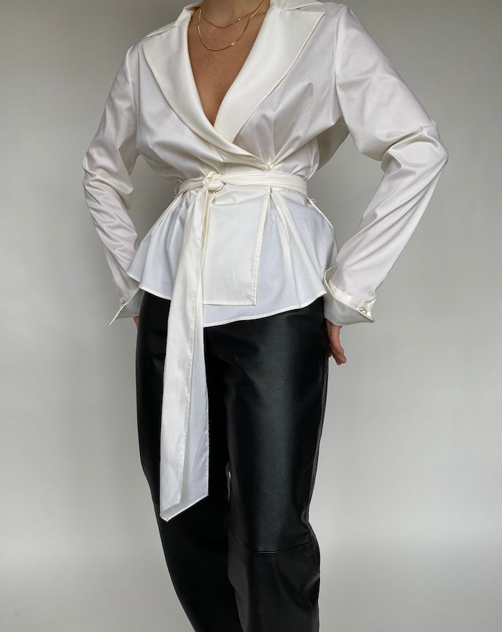 VINTAGE WHITE TIE BLOUSE 468