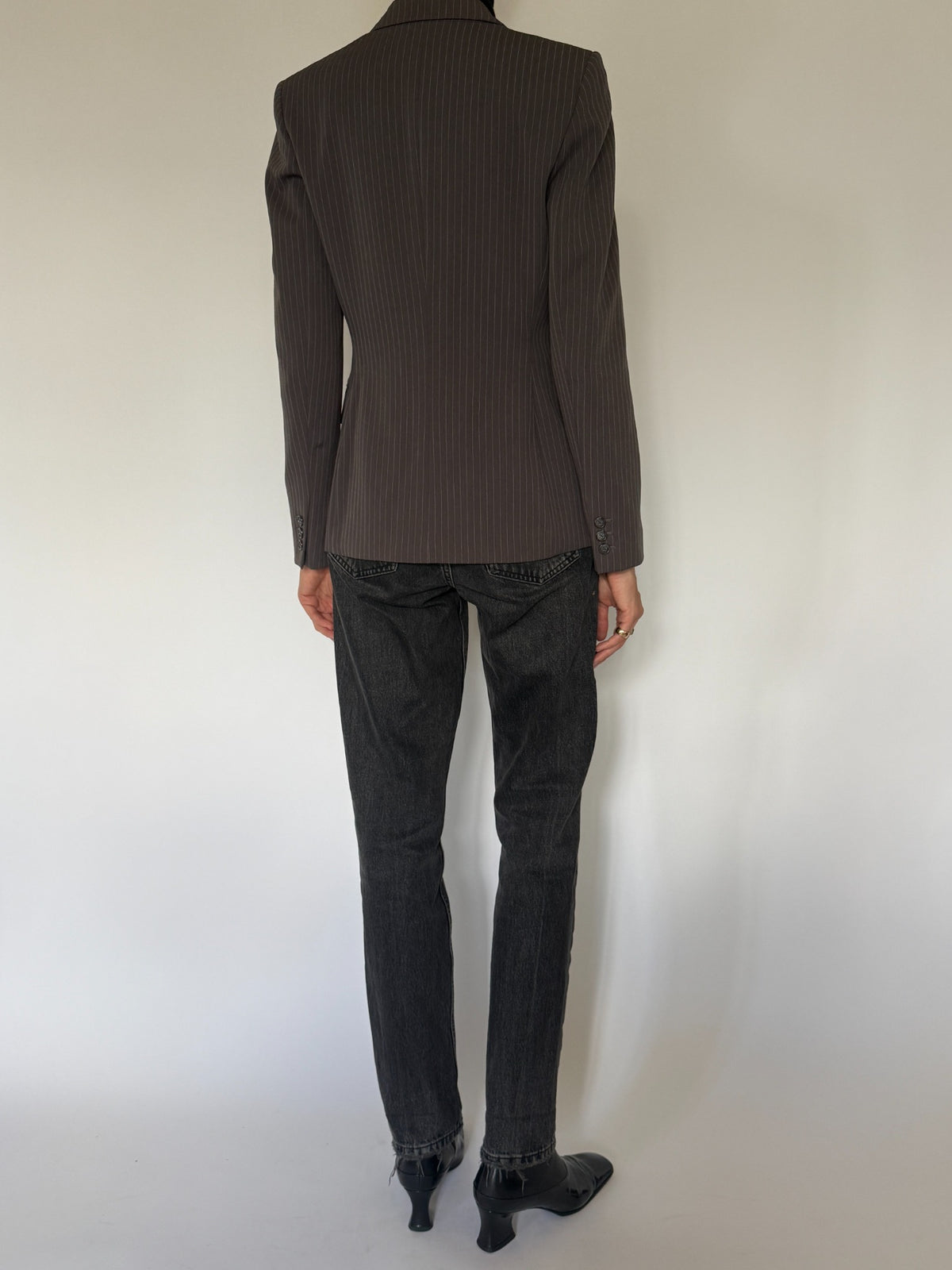 Vintage fitted pinstripe blazer in charcoal grey