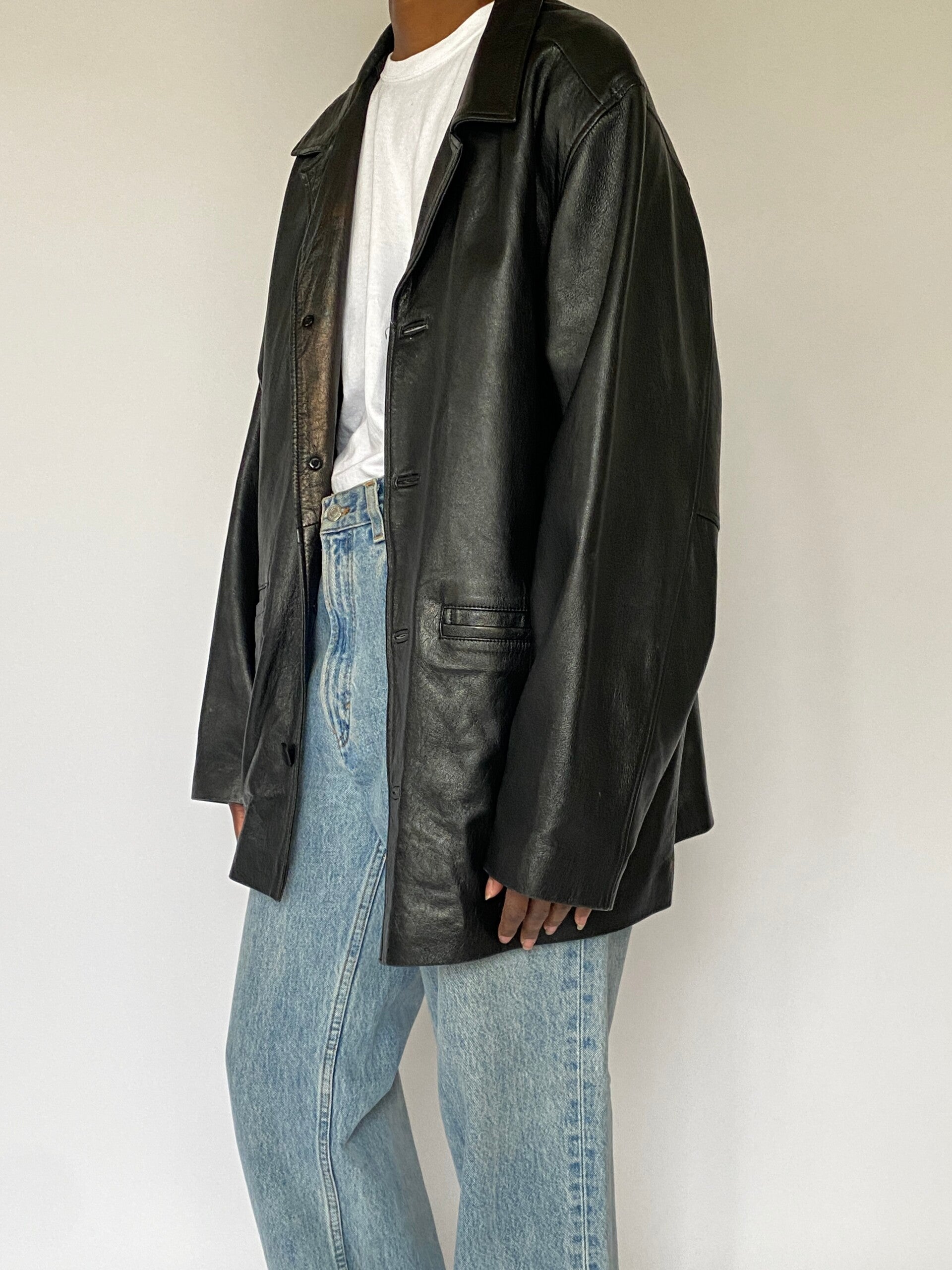 VINTAGE BLACK LEATHER JACKET 5023
