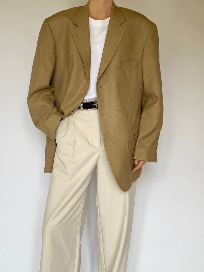 Vintage oversized silk blazer in beige by Andrew Fezza 5527