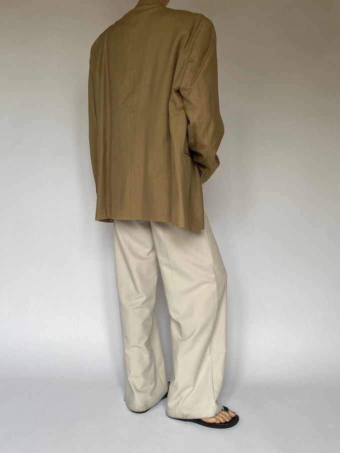 Vintage oversized silk blazer in beige by Andrew Fezza 5527