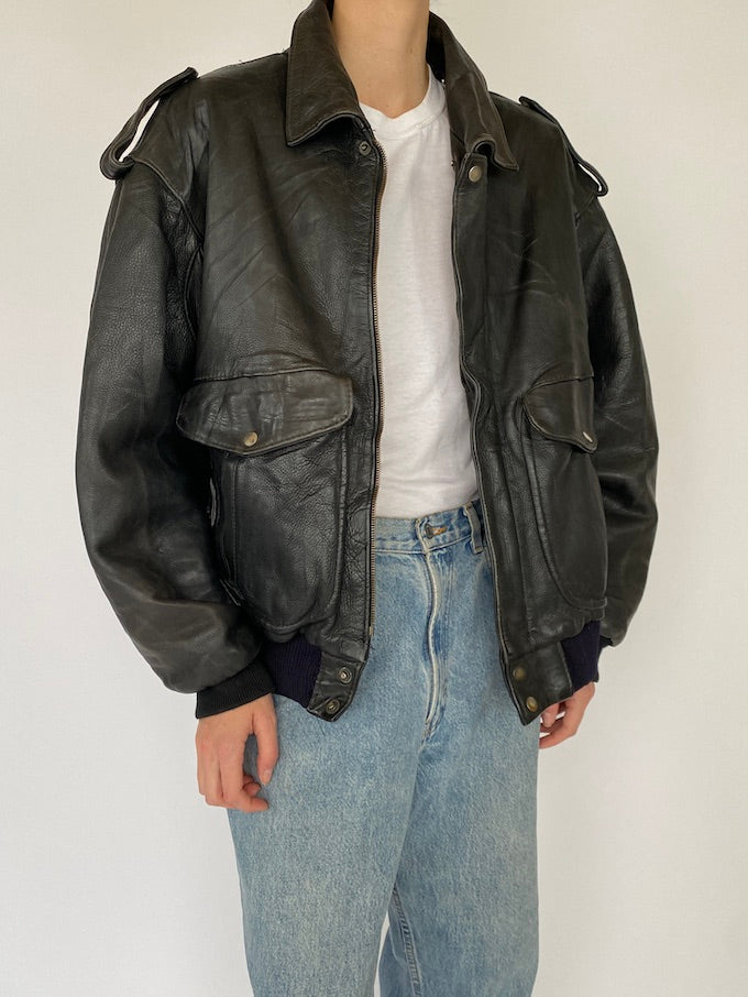 Vintage oversized leather jacket in black 5378