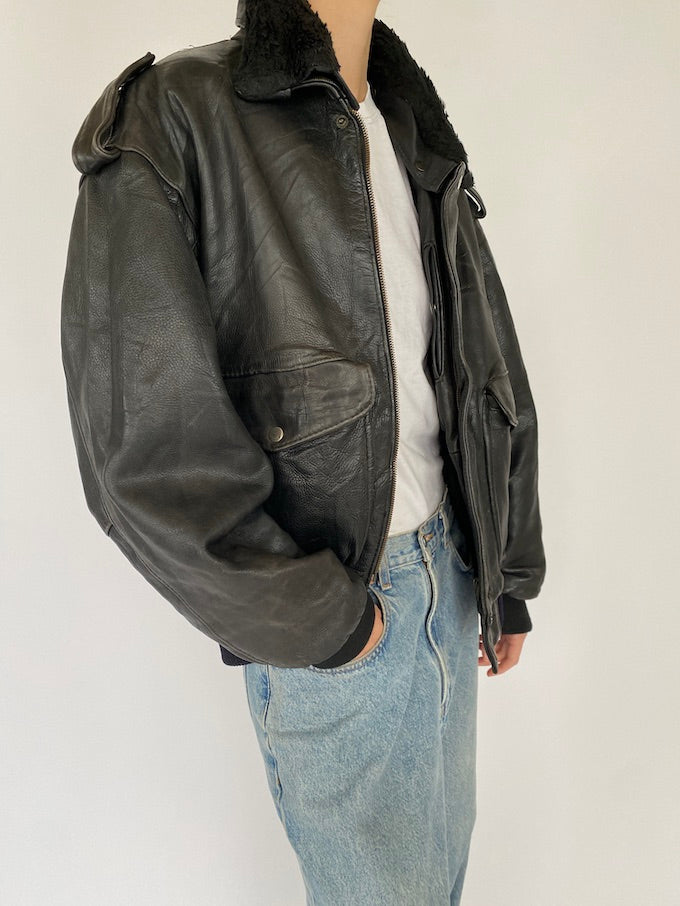 Vintage oversized leather jacket in black 5378