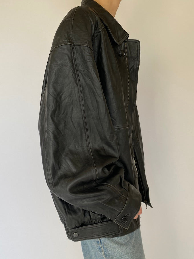 Vintage black leather jacket 5391