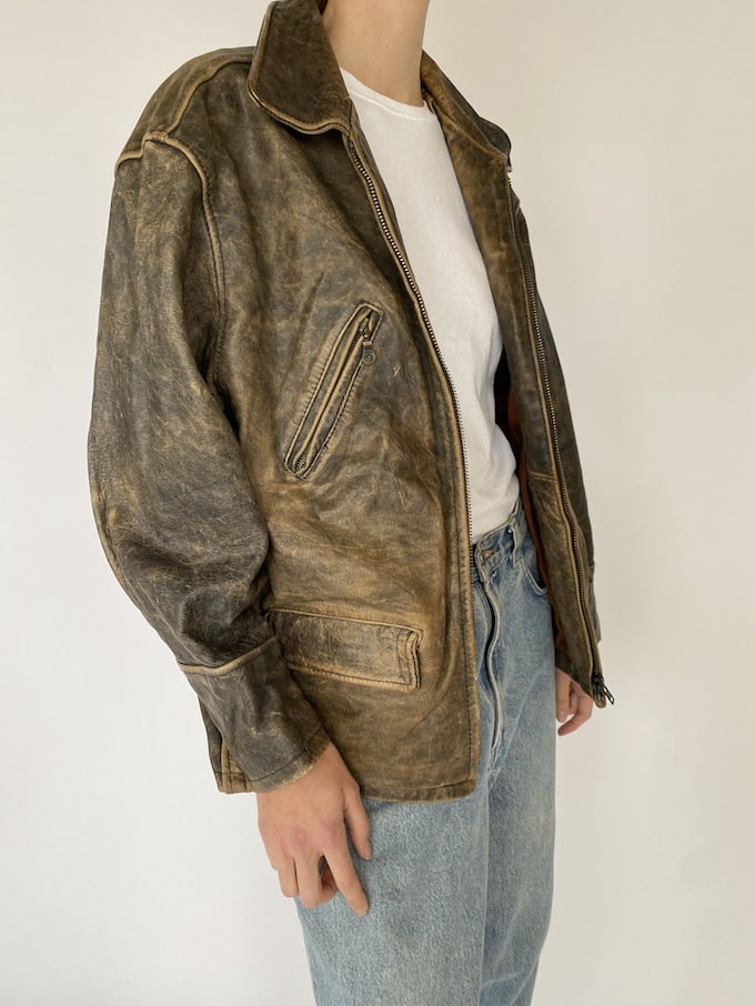 Vintage oversized distressed leather jacket in Brown 5458