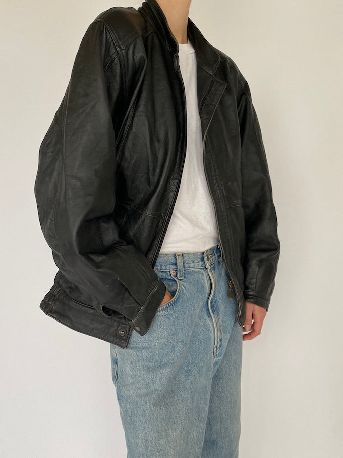 Vintage oversized leather jacket in black 5385