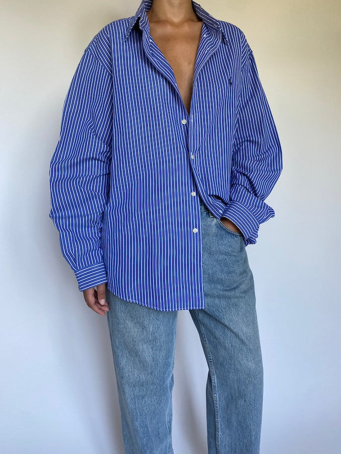 Vintage blue pinstriped Ralph Lauren shirt 5650
