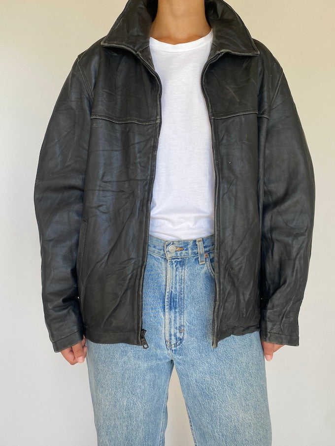 Vintage leather jacket in black 5394