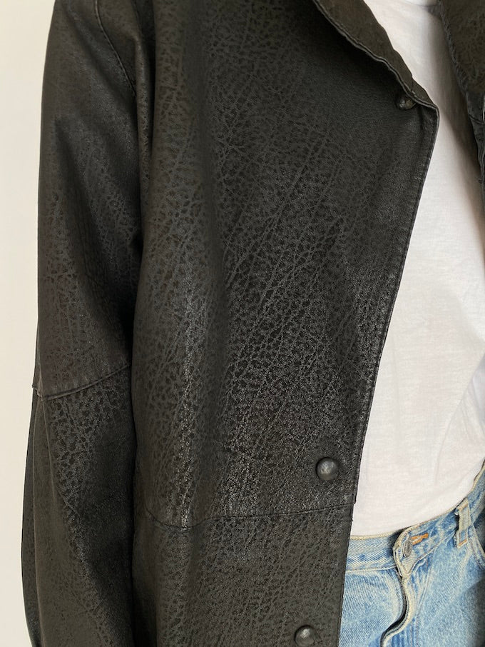 Vintage black leather jacket 4814