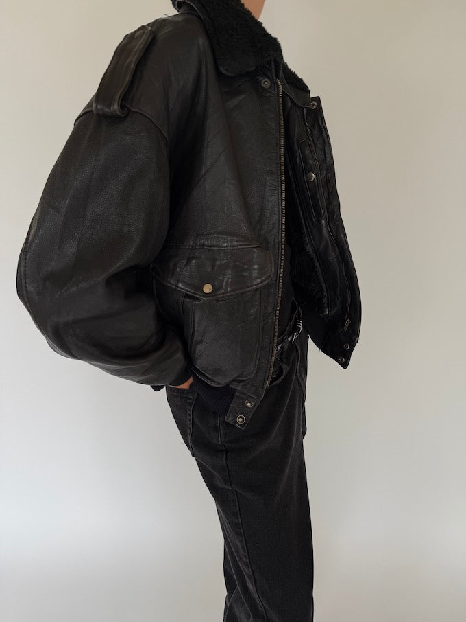 Vintage Leather jacket in Black 5435
