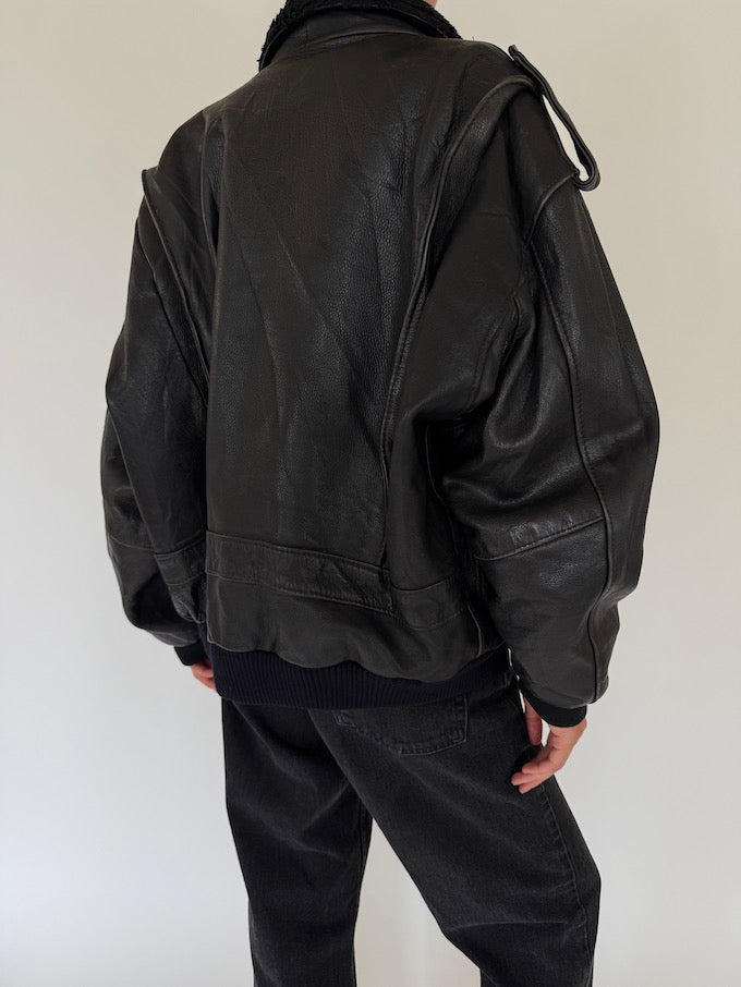 Vintage Leather jacket in Black 5435