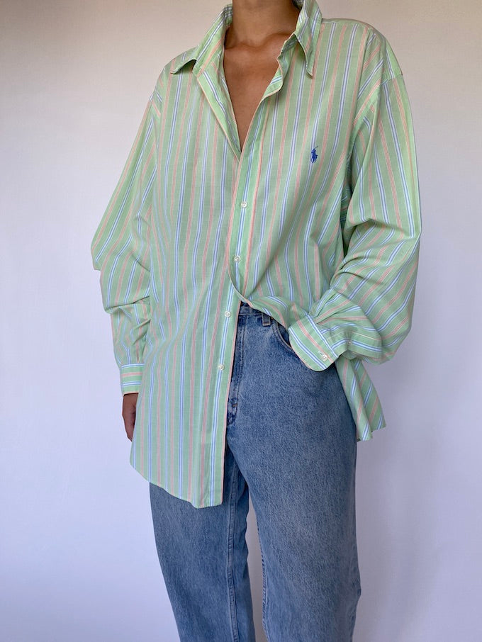 Vintage oversized pinstriped Ralph Lauren shirt 5651