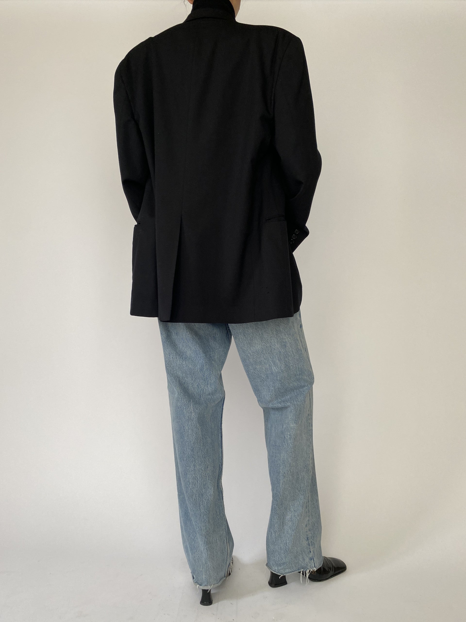 Vintage Black Wool Blazer 3950