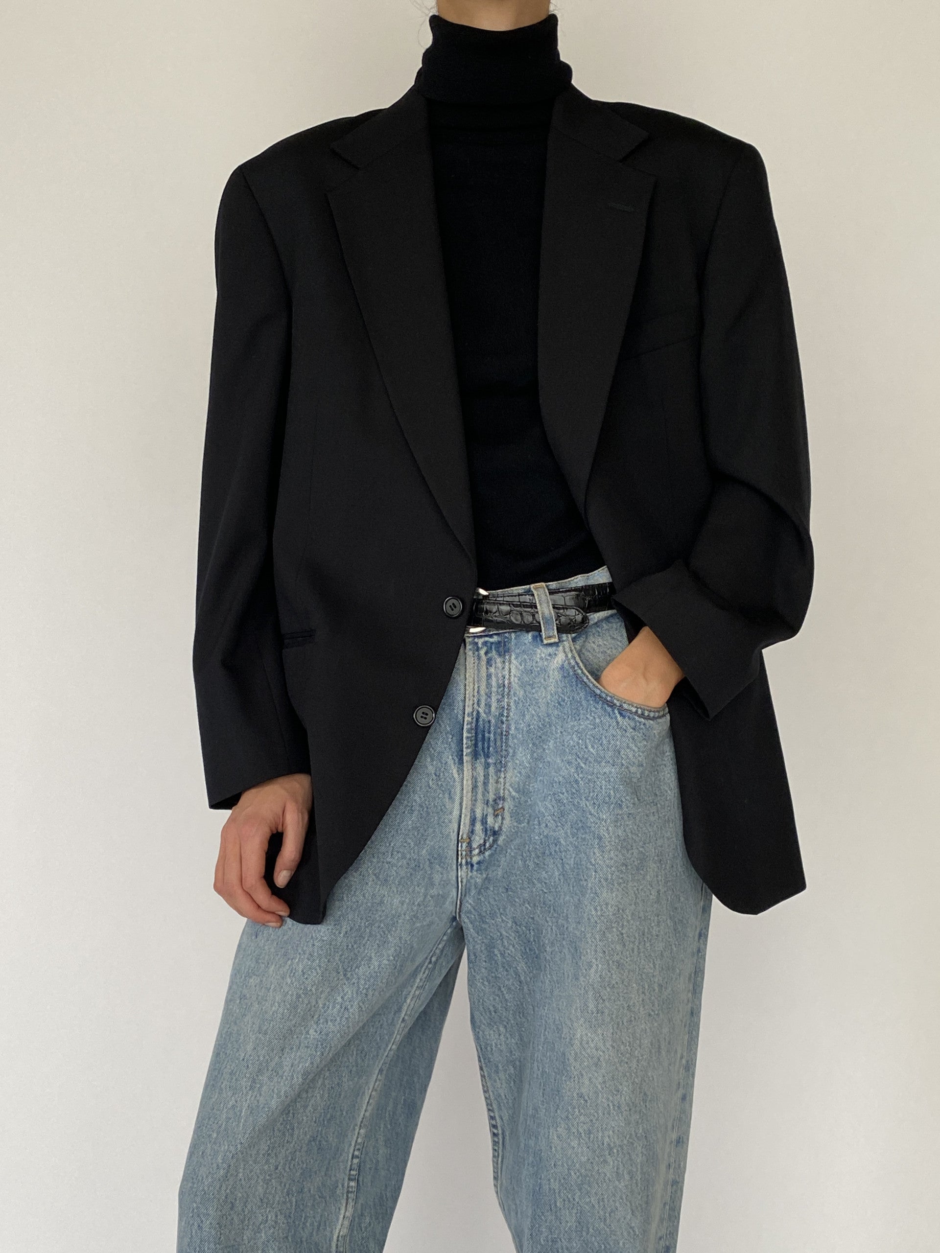 Vintage Black Wool Blazer 3950
