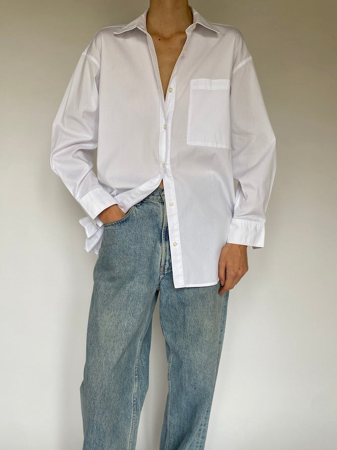 Vintage Calvin Klein shirt in white 5509