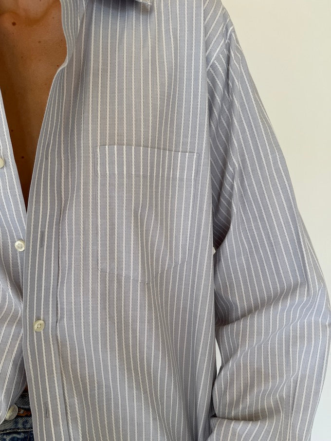 Vintage Michael Kors shirt in striped blue and white 5736