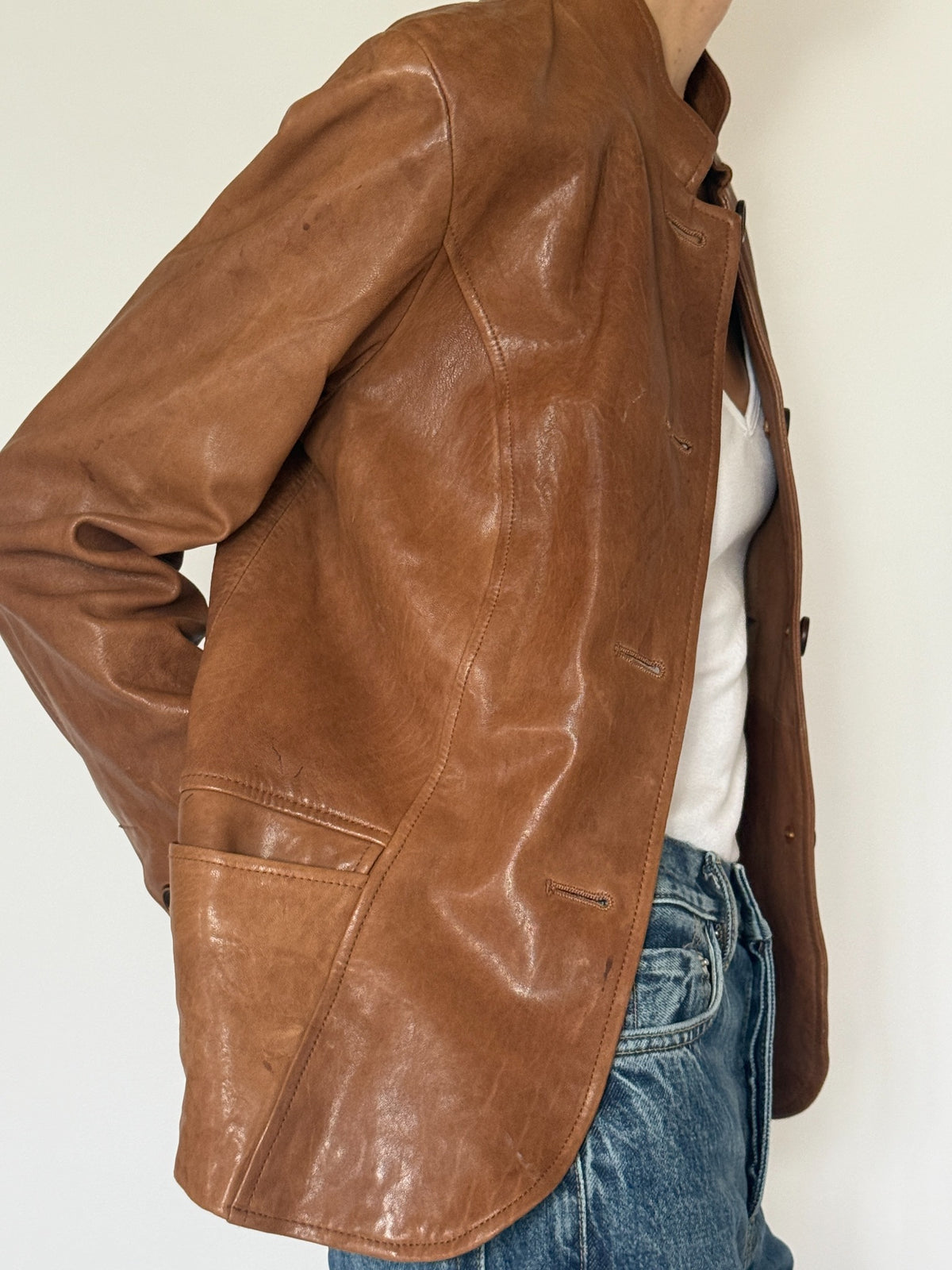 Vintage cognac leather jacket fitted front view