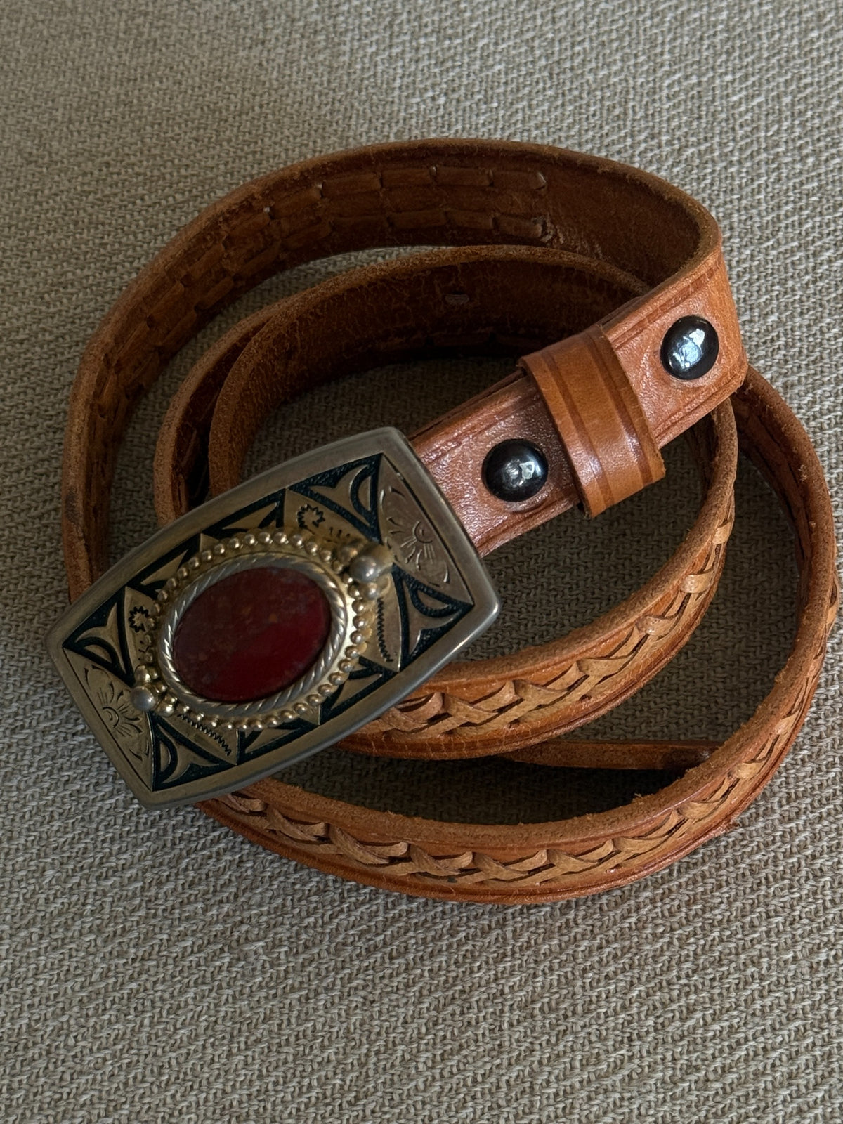 Vintage Western leather buckle belt cognac front view