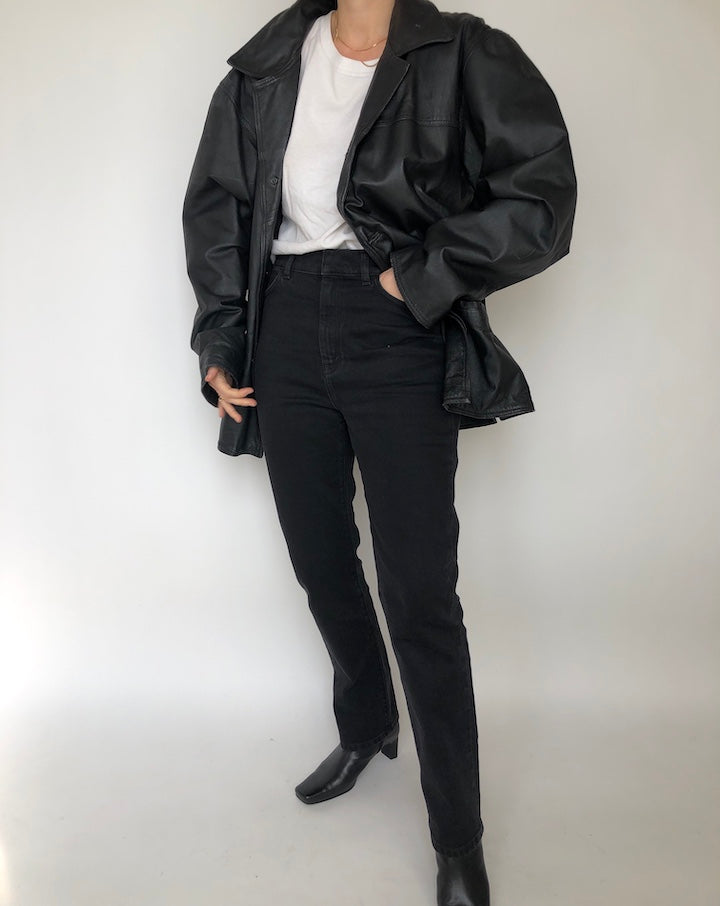VINTAGE OVERSIZED BLACK LEATHER JACKET 196