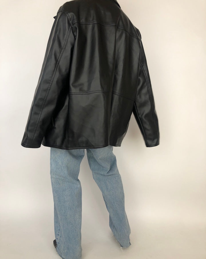 VINTAGE BLACK FAUX LEATHER JACKET 208