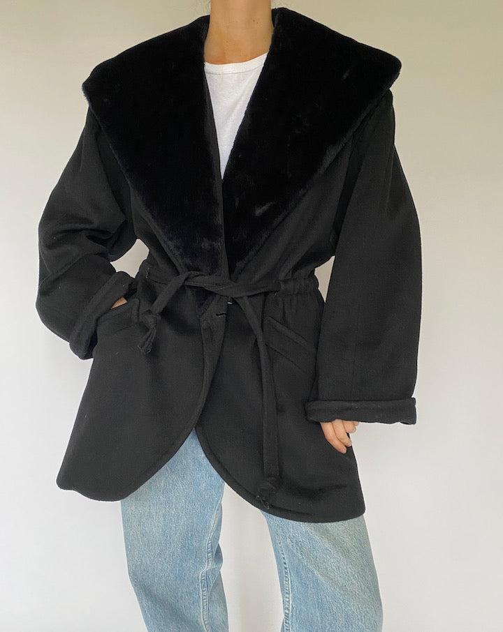 Vintage Wool Blended Coat With a Faux Collar 2965