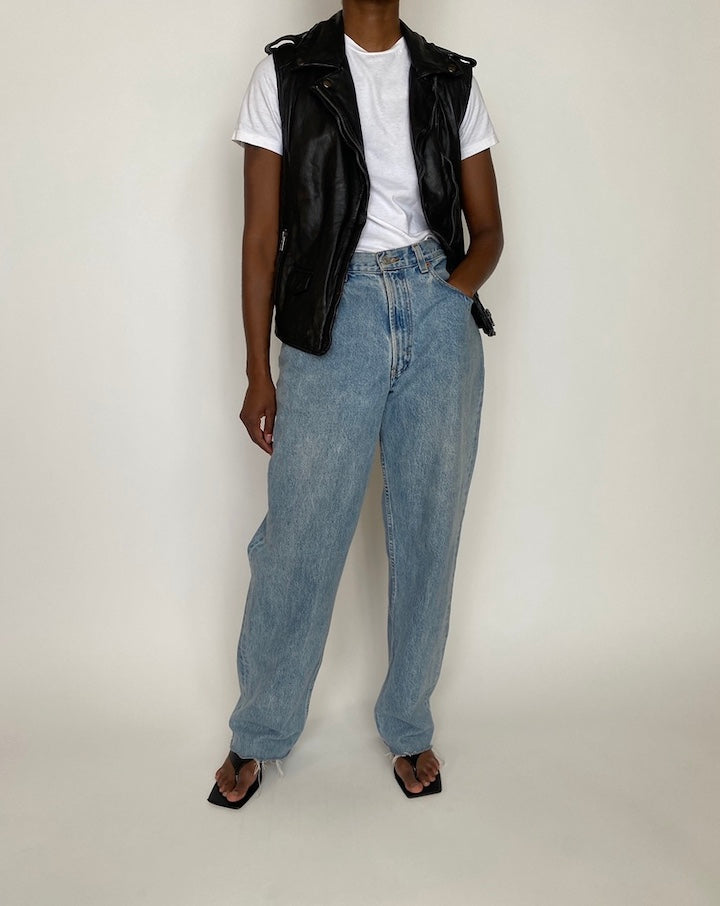 VINTAGE BLACK LEATHER VEST 3931