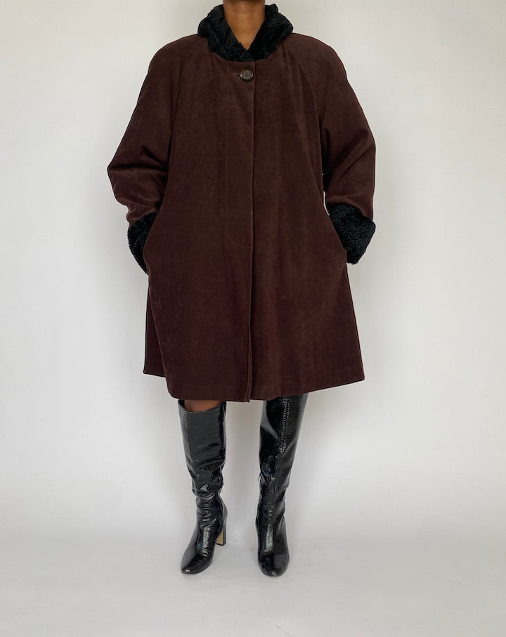 VINTAGE OVERSIZED BROWN COAT 4203