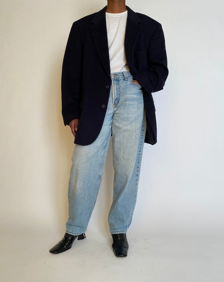 VINTAGE NAVY BLAZER 4211