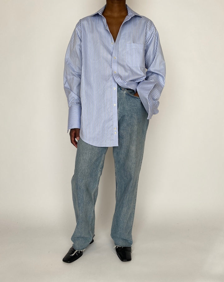 VINTAGE OVERSIZED BLUE AND WHITE STRIPED SHIRT 4596