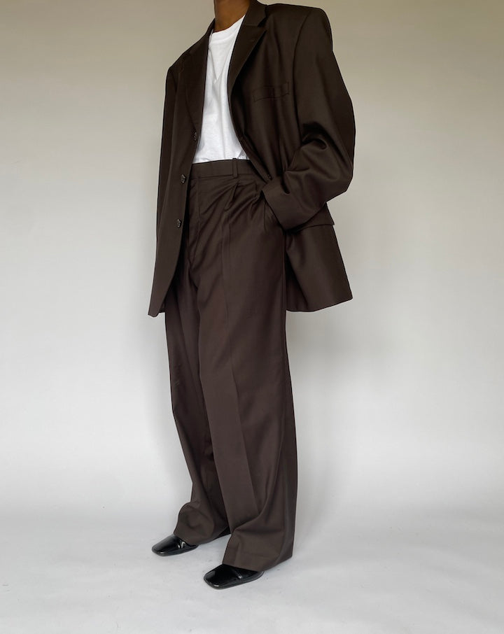 VINTAGE OVERSIZED 2-PIECE BROWN SUIT 4853