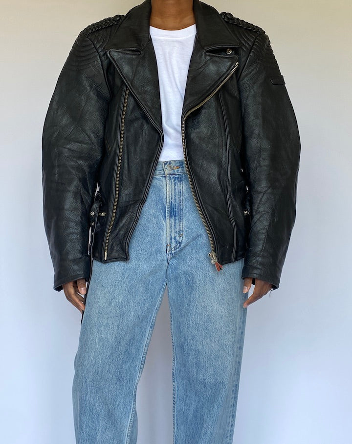 VINTAGE BLACK LEATHER JACKET 4931