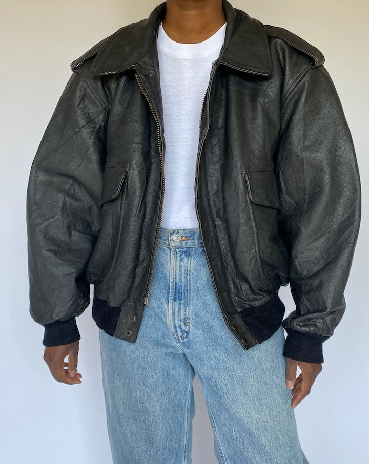 VINTAGE BLACK LEATHER JACKET 4972