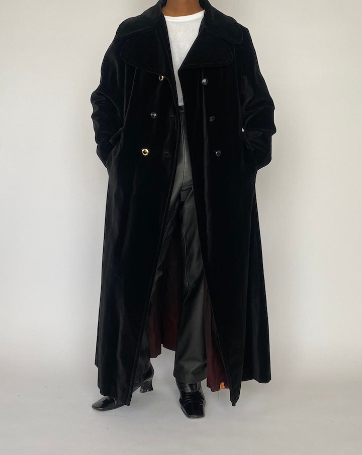 VINTAGE OVERSIZED LONG VELVET COAT 5150