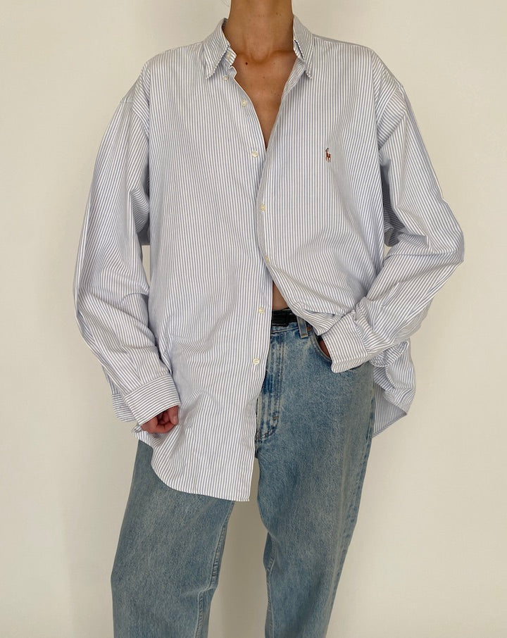 Vintage White and Blue Ralph Lauren Shirt 5266