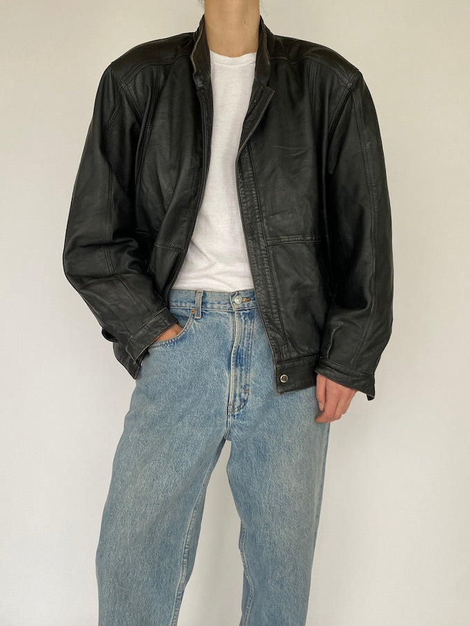 Vintage oversized leather jacket in black 5385