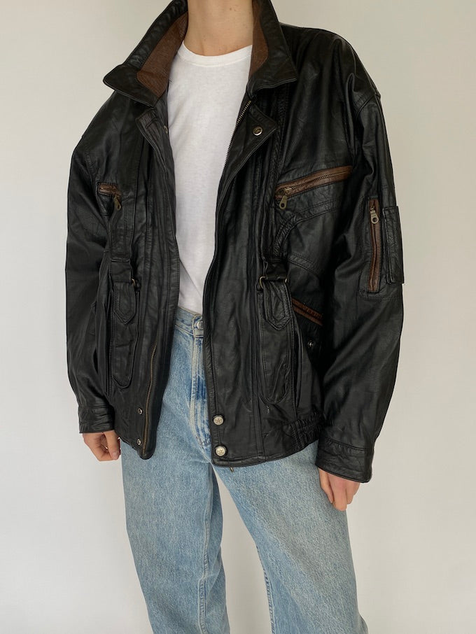 Vintage Black leather jacket 5453
