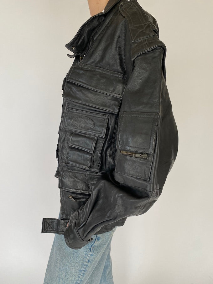 Vintage oversized detailed leather jacket in black 5470