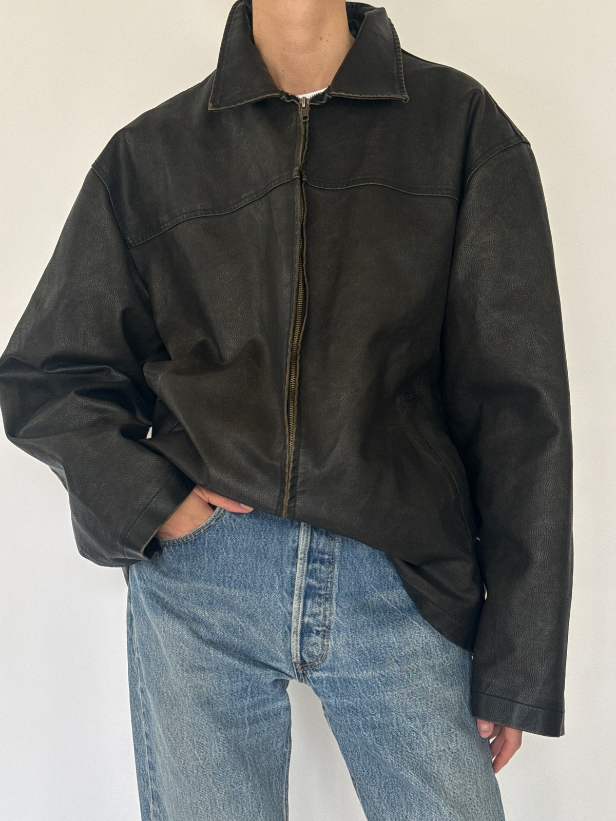 Vintage oversized black faux leather jacket, view 2