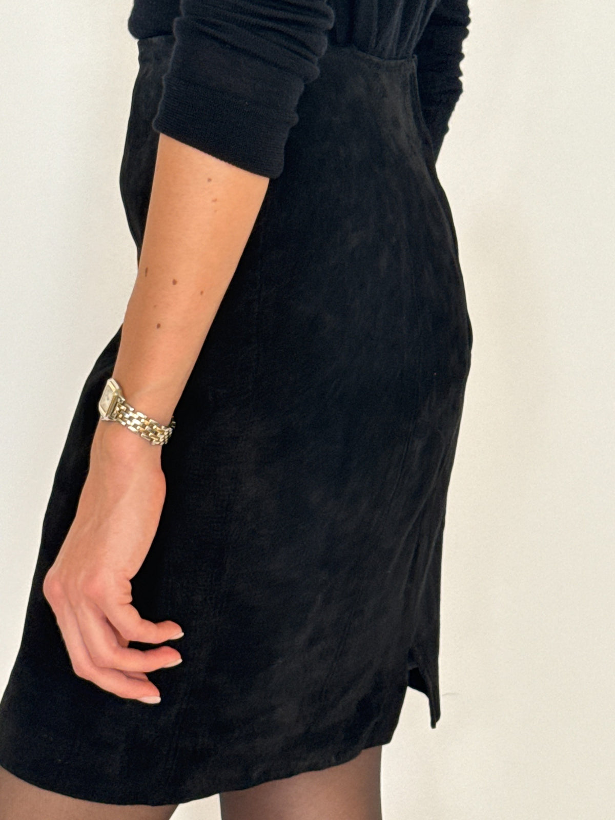 Vintage black suede skirt view 6
