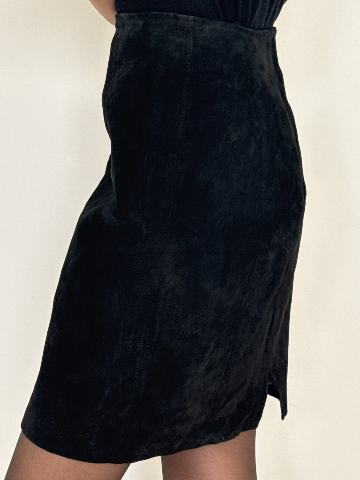Vintage black suede skirt view 8
