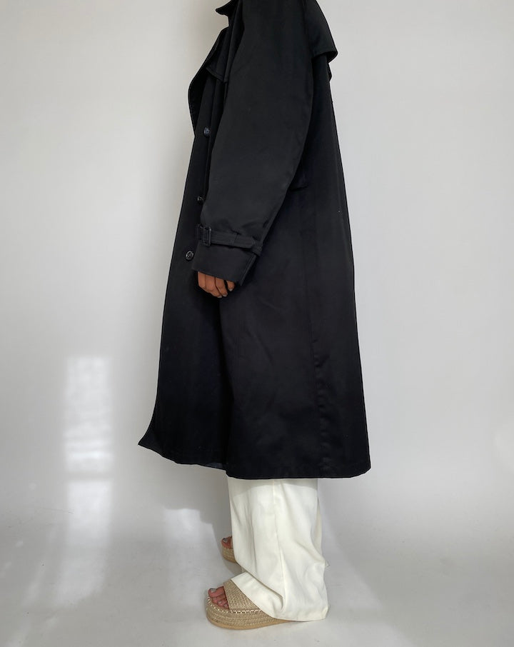 VINTAGE OVERSIZED BLACK COAT 2225