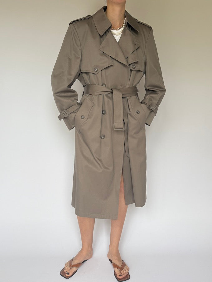 Vintage trench coat 6225